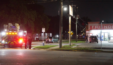 Acres Homes shooting: 3 injured in drive-by outside convenience store