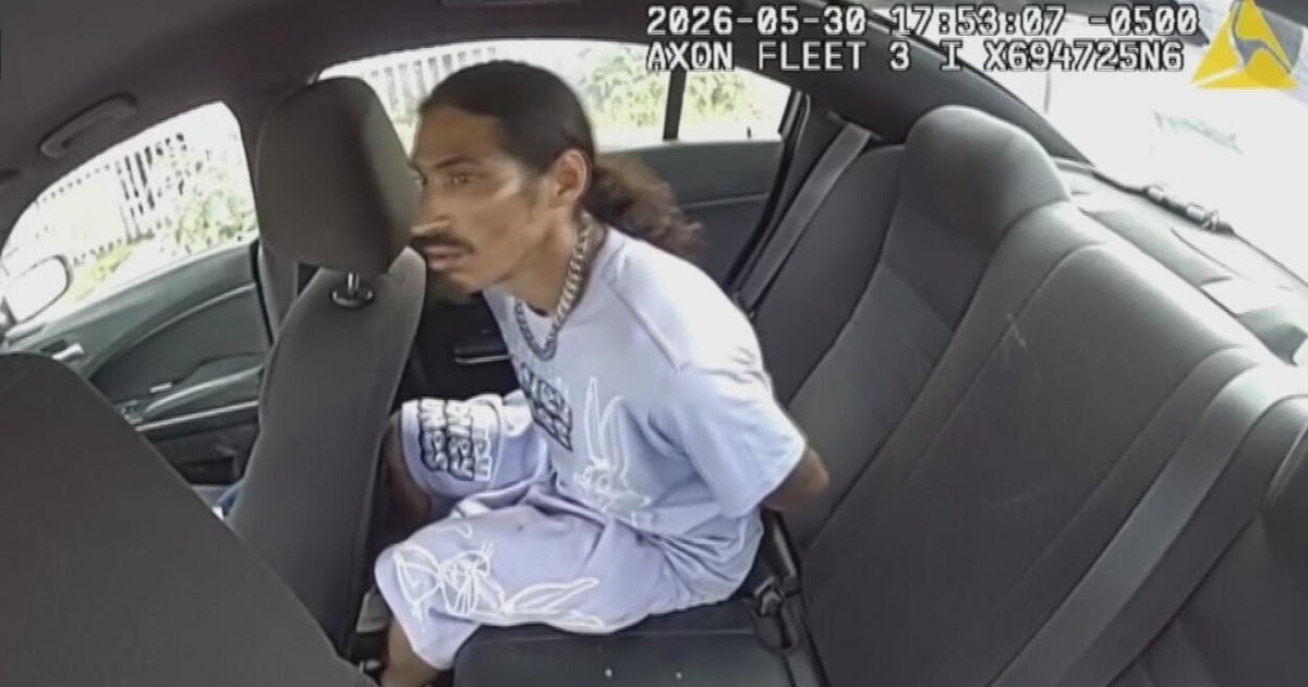 Video shows handcuffed suspect steal Dallas police car during arrest, leap from moving squad car trying to escape