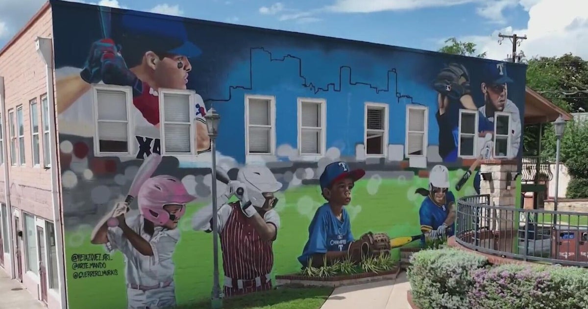 Mural, Fort Worth artist Juan Velasquez