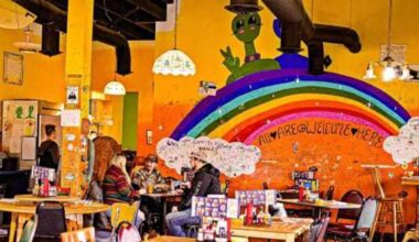 Cali chain Squeeze In to open 1st Texas cafe in San Antonio
