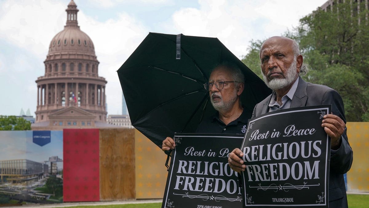 Mohammed Nasrullah, left, and Aziz Soomro