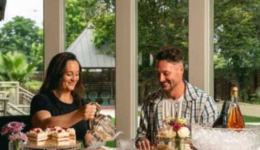 Newstand team to run kitchen at San Antonio's Village club