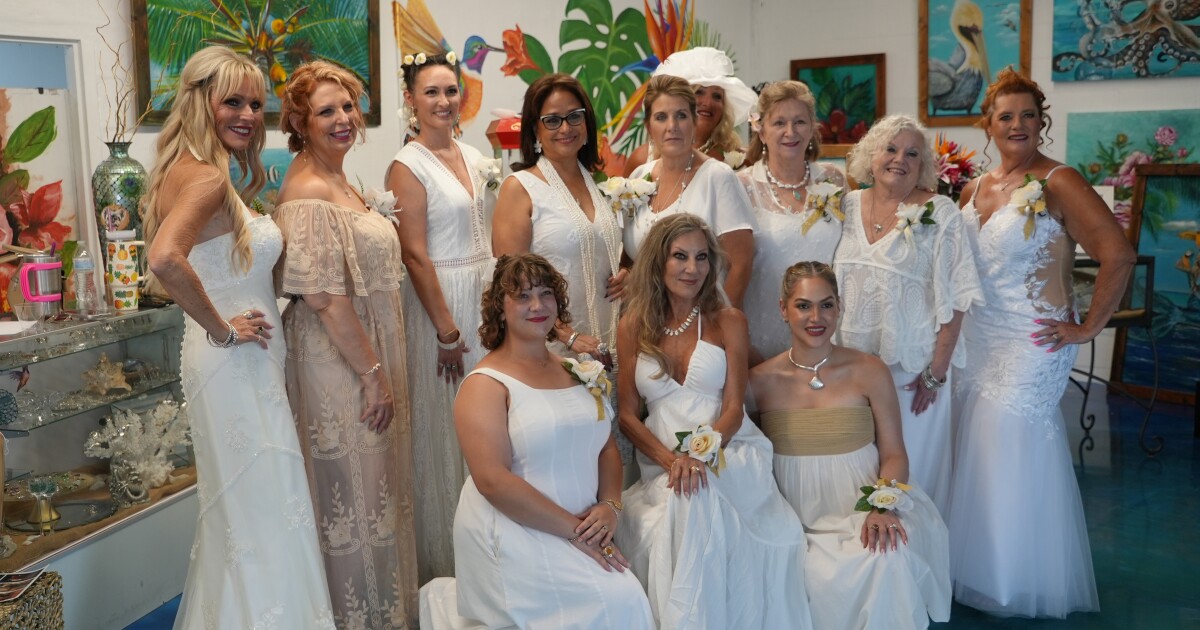 Rockport couples renew vows in Celtic ceremony