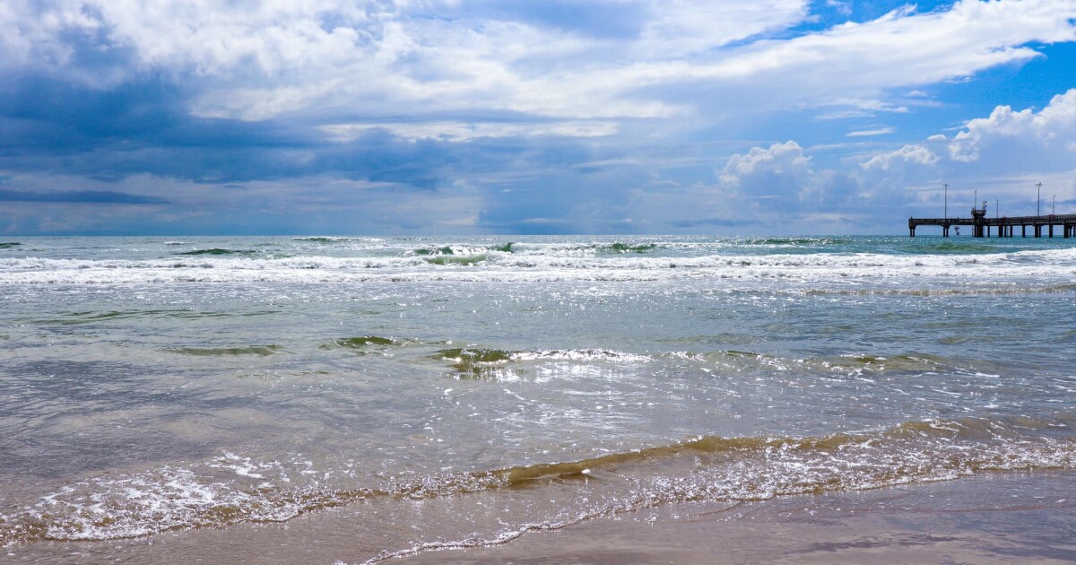Corpus Christi's Whitecap Beach ranks among 'Top 5 in Texas'