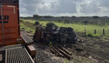 Train strikes dump truck near Sinton
