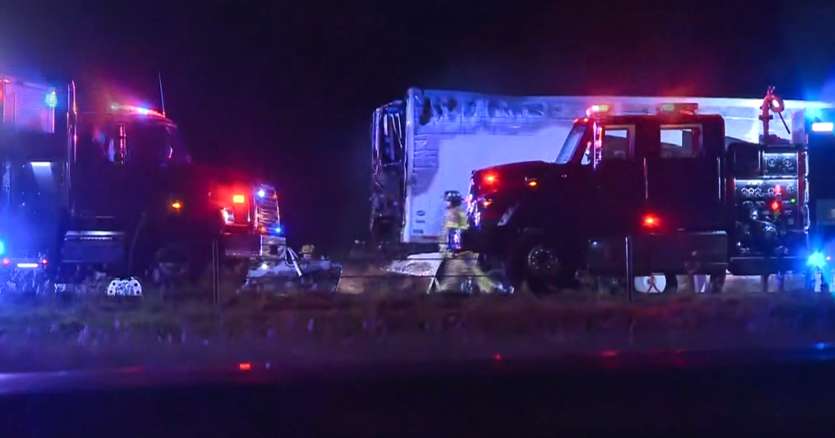 39 migrants rescued from burning trailer after South Texas chase