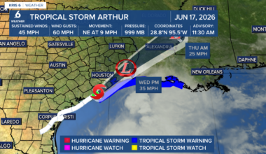 Tropical Storm Arthur threatens Gulf Coast with flooding