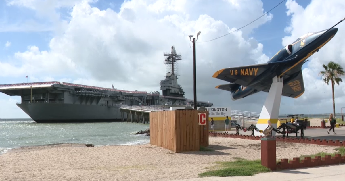 USS Lexington Museum hosts sixth annual Steel Beach Luau