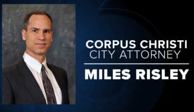 Corpus Christi city attorney retiring amid mayor removal fight