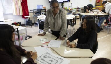 Martin Middle School teacher retires as Austin ISD closes schools