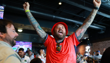 England fans flock to Arlington’s new Londoner Pub location