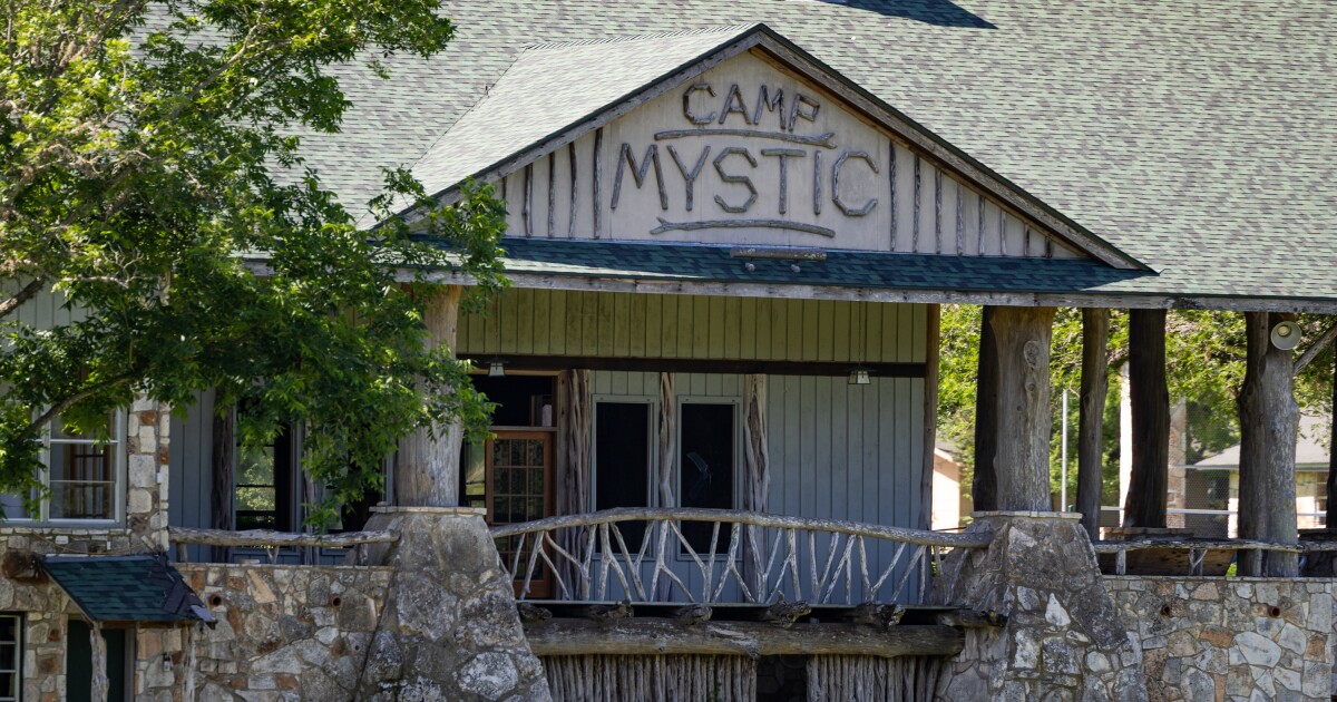 Report faults Camp Mystic flood preparedness