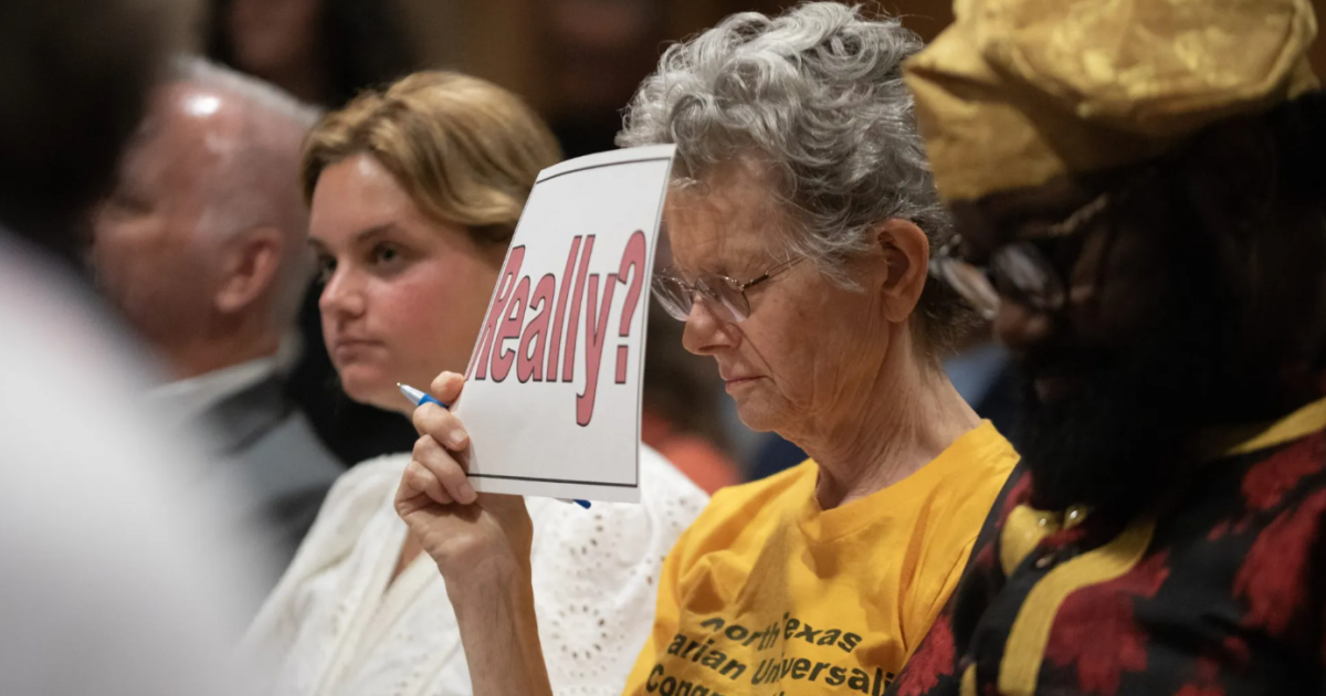 Resolution honoring LGBTQ health center in Arlington rejected by Tarrant commissioners