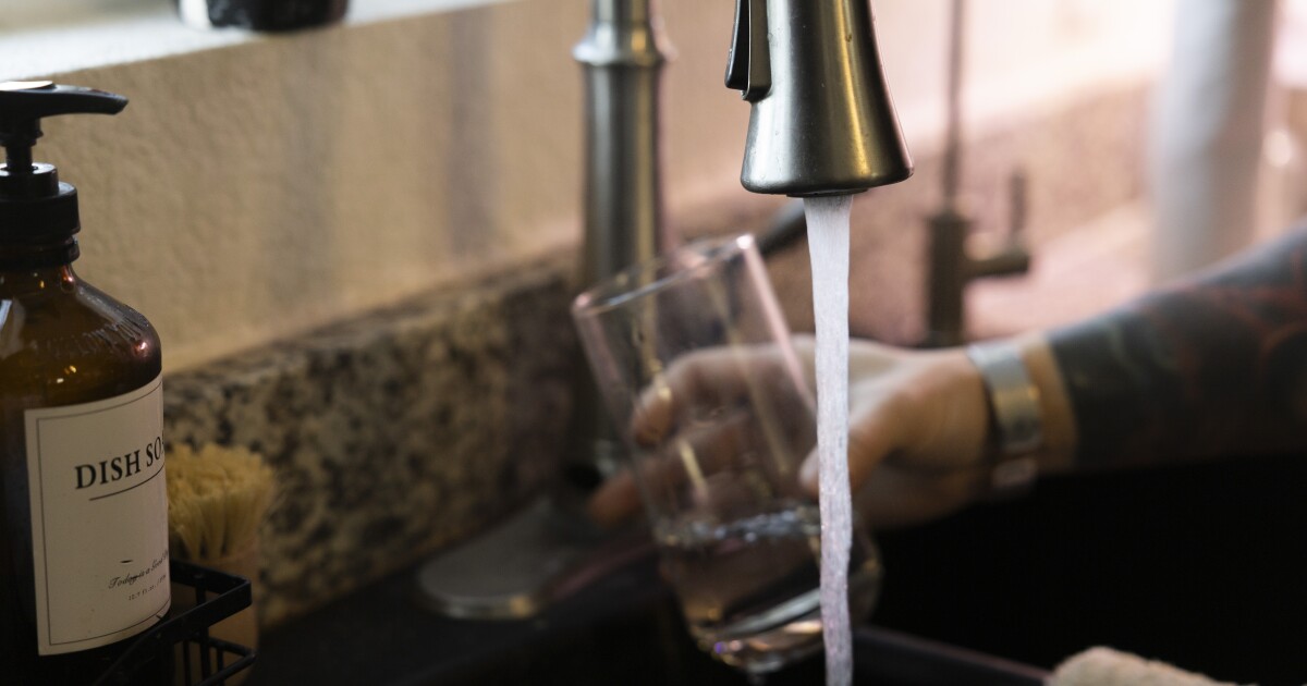 Austin neighborhood water exceeds lead limits, study finds