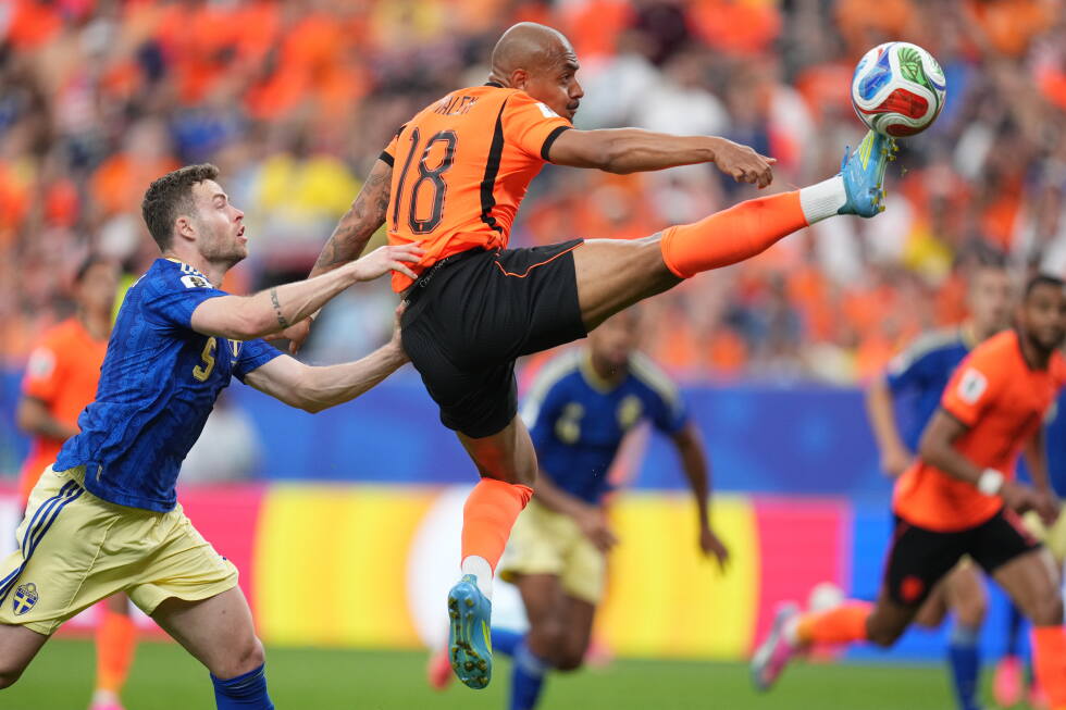 Netherlands and Sweden face off in Houston and other World Cup Day 10 highlights, in photos