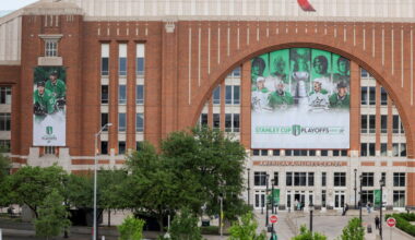 NHL's Dallas Stars plan move to suburbs in 5 years, with NBA's Mavs also leaving downtown then