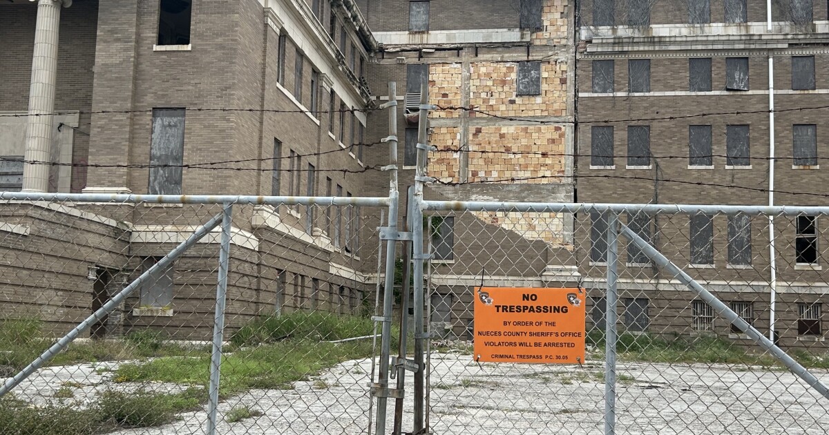 NCSO warns of hazardous conditions at 1914 Nueces County Courthouse