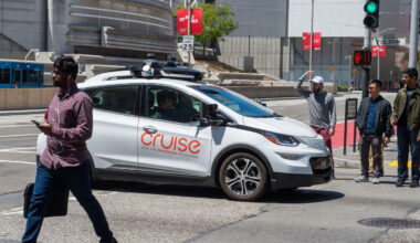Texas tightens robotaxi rules after emergency response incidents