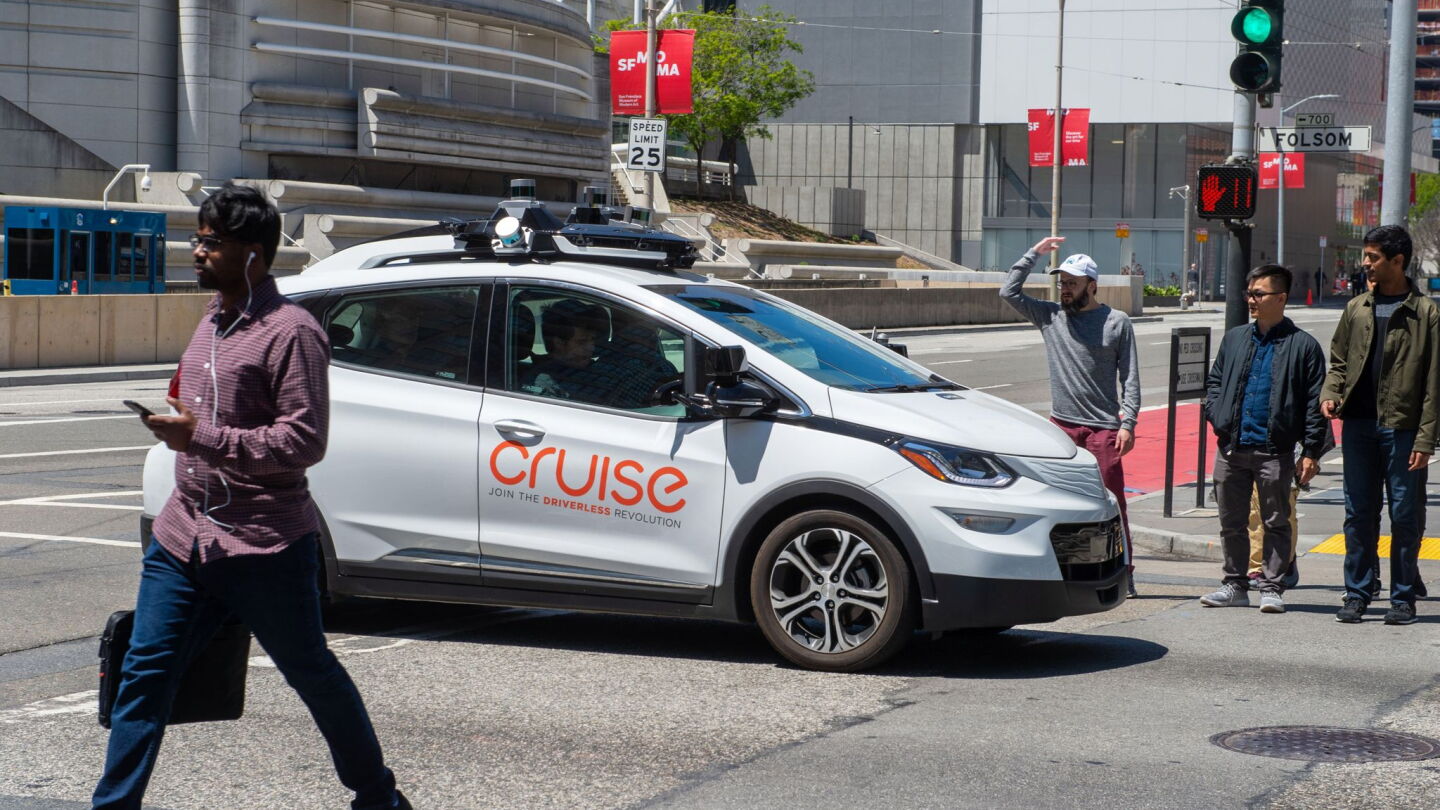 Texas tightens robotaxi rules after emergency response incidents