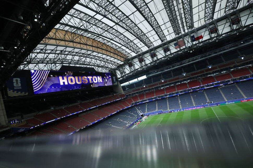 Soccer-Houston Fan Festival Closed on Monday as Wild Weather Set to Hit Texas