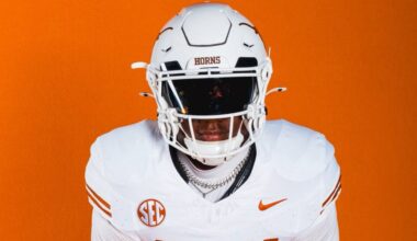 The Nightmare Easton Royal Scenario Appears to Be Underway for Texas