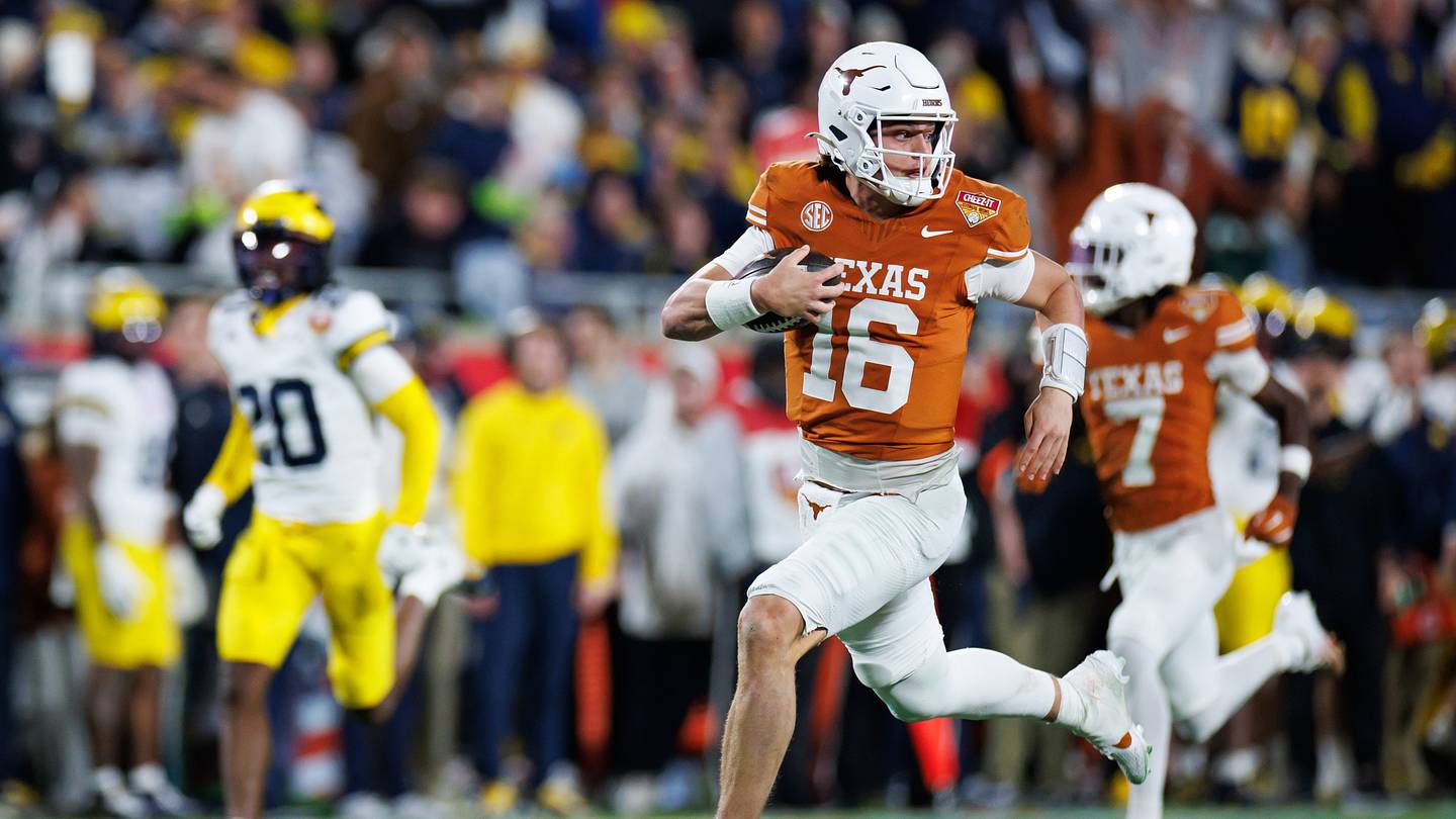Can Texas Avoid the Same Fate as Its Last Preseason Title Contender