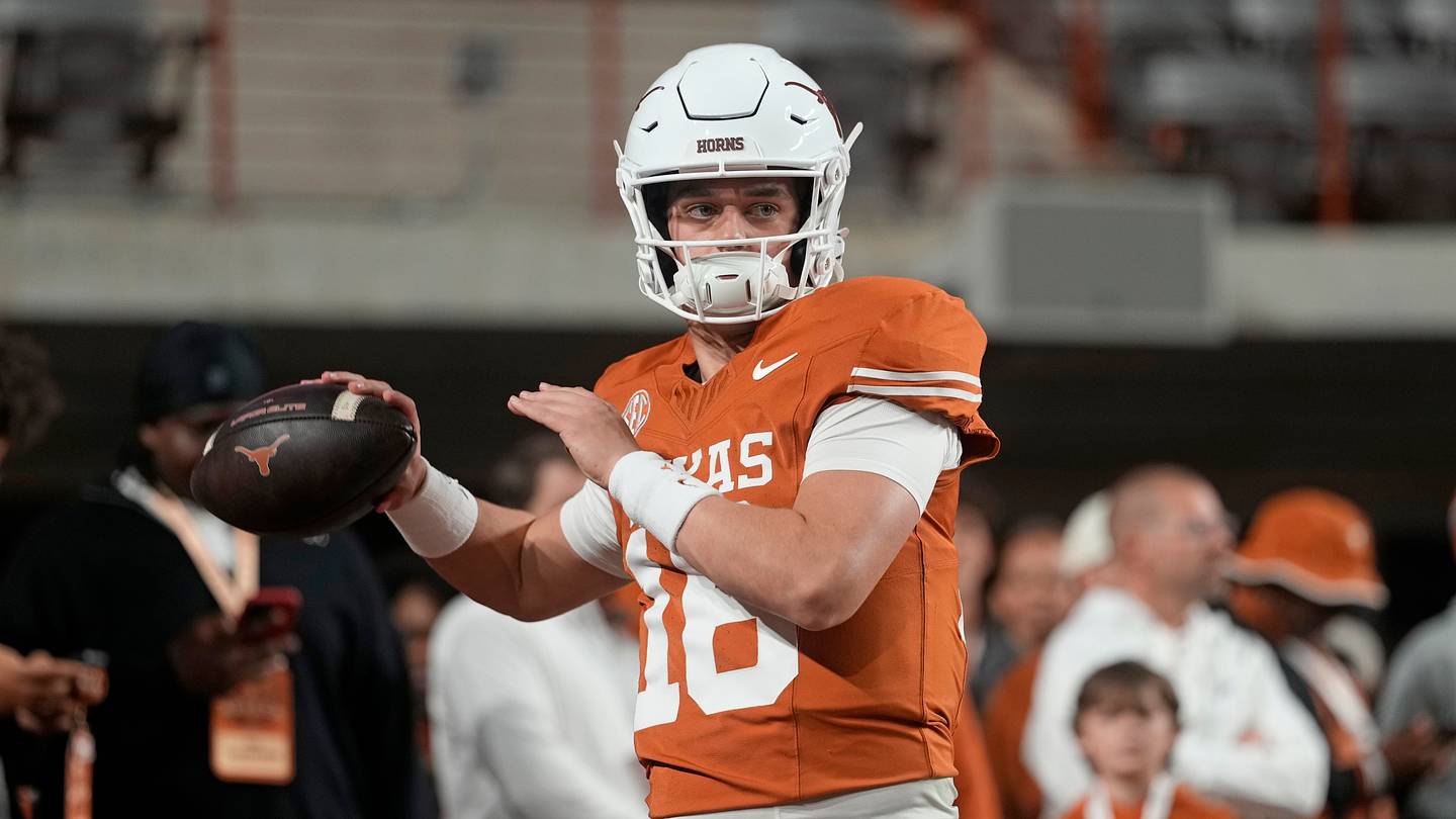 How the Texas Longhorns' Offensive Identity Could Change This Season