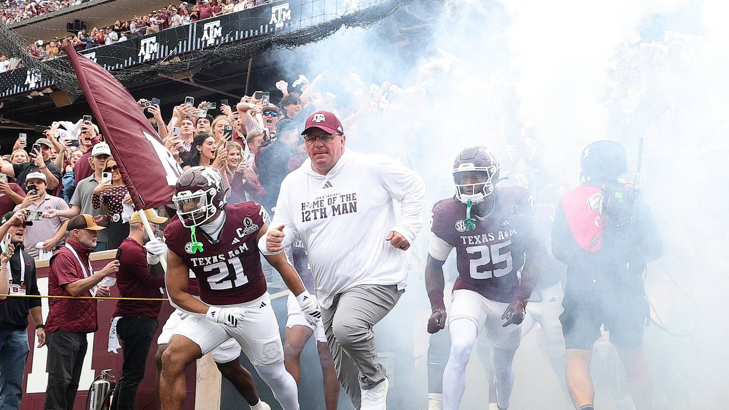 Projecting Texas A&M’s Week 1 Depth Chart Before Camp Begins