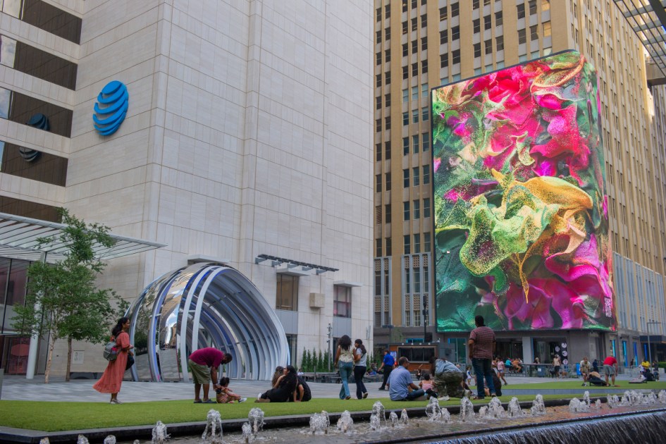 Dallas faces inflection point with stagnating population