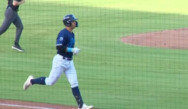 Hooks looks early lead as Sod Poodles rally for win