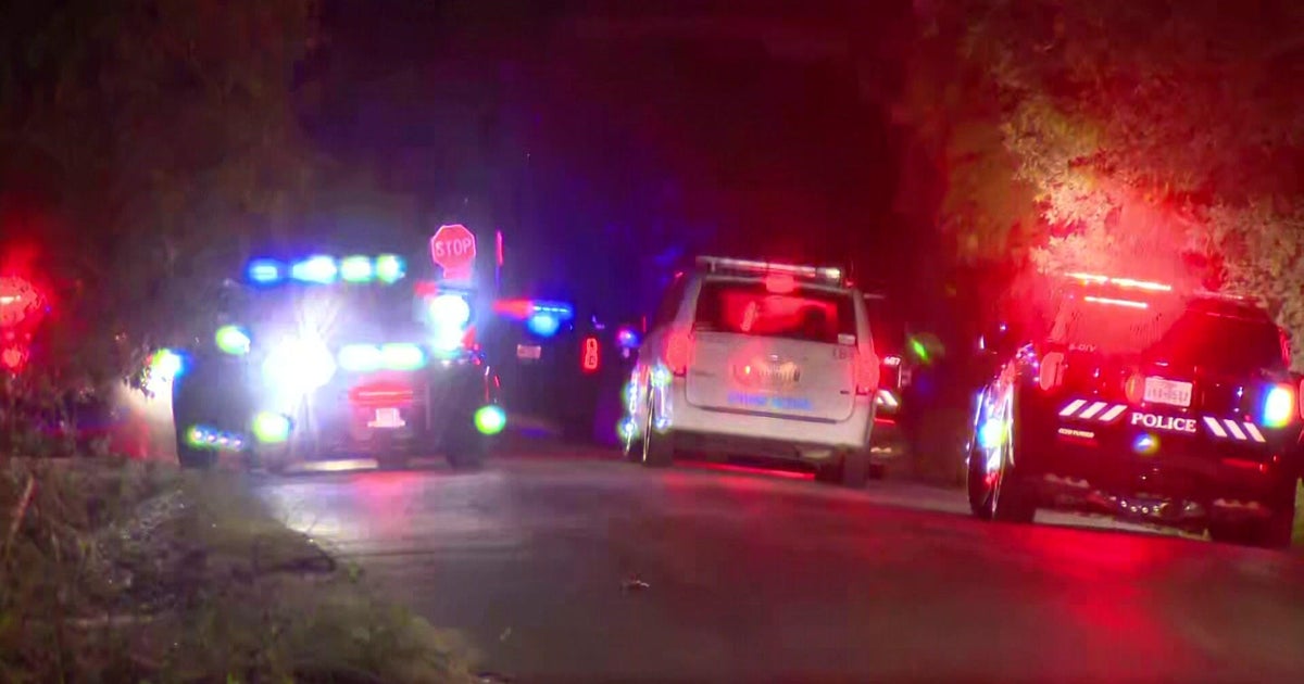 Fort Worth police investigating deadly shooting at large gathering near Lake Arlington