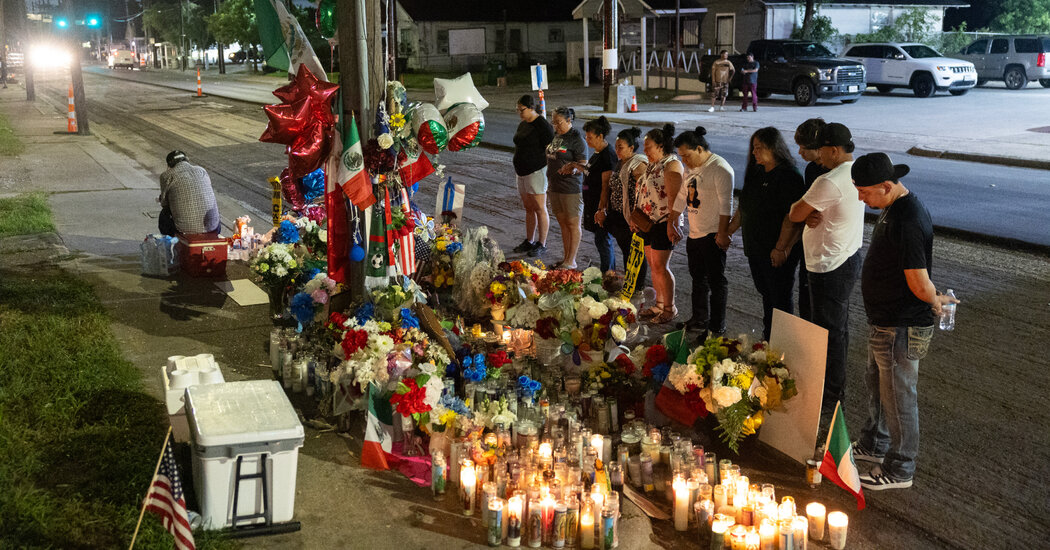 In One of Houston’s Oldest Latino Barrios, Mourning After ICE Shooting Mixed With Fear and Anger