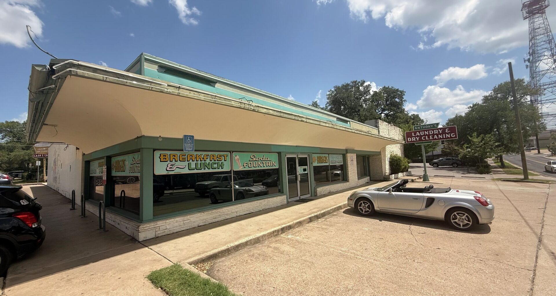 Iconic Austin mural, Nau's Enfield Drug site to become 5-story project