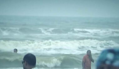 Doctors warn swimmers about risk of flesh-eating bacteria in Houston-area beaches, lakes, and ponds