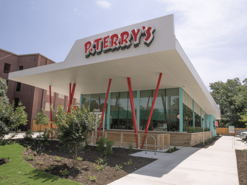 Burger chain P. Terry’s eyes more San Antonio stores as it bets on employee ownership