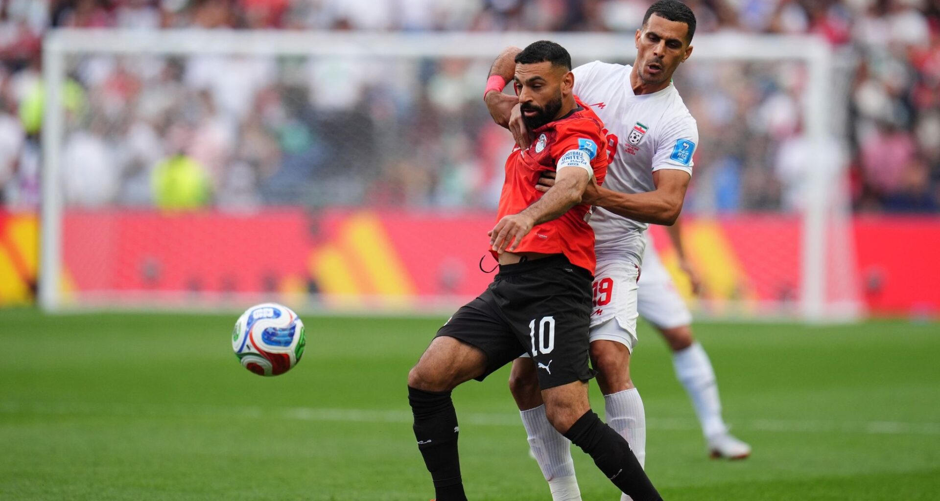 Salah starting after hamstring injury in Egypt's World Cup knockout debut