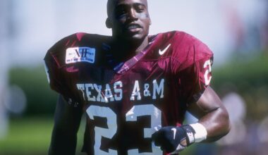Former Texas A&M and Texans linebacker Keith Mitchell dies at age 51
