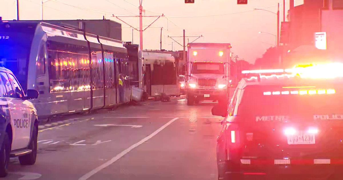 Houston Fire Department engine derails METRORail train near downtown