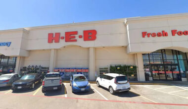 P. Terry's, H-E-B and more business closures that shook this Texas city