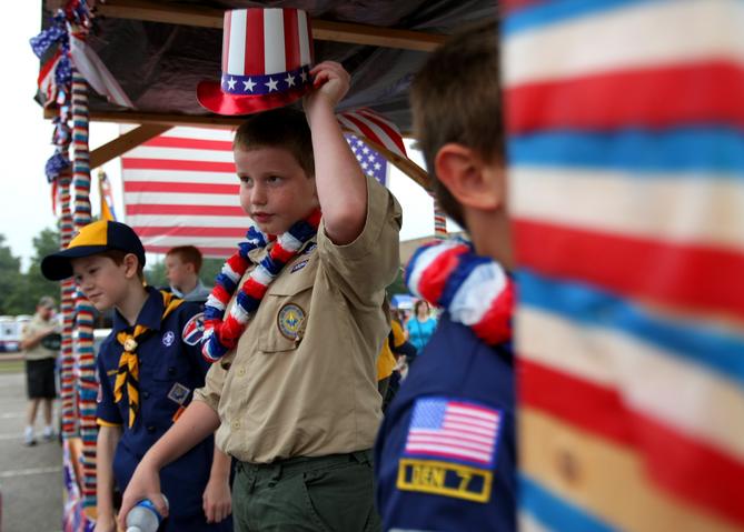 Letters -- America's birthday, Star-Spangled Banner, electric cars