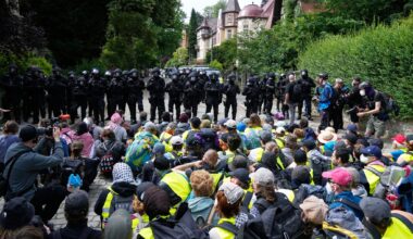 Far-right Alternative for Germany party reelects leaders as protesters and police clash
