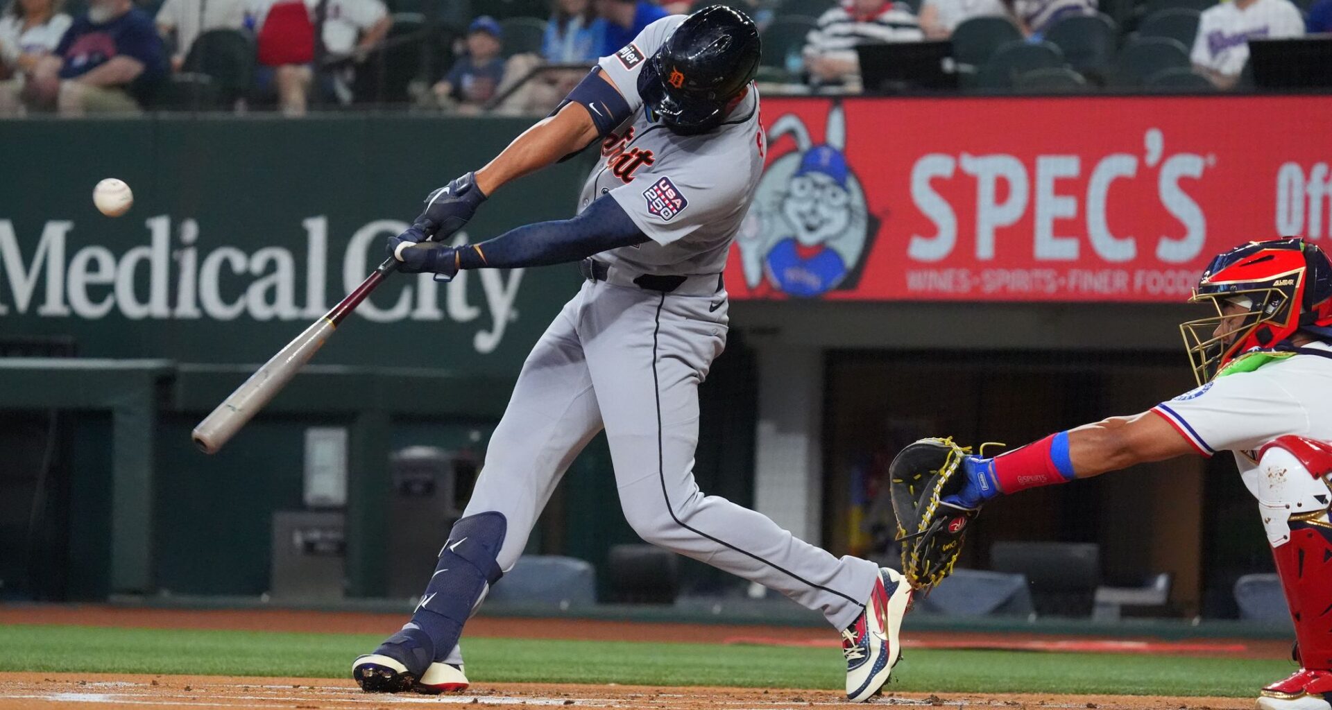 Greene homers in 1st inning and 3 Tigers pitchers combine on three-hit shutout win over Rangers