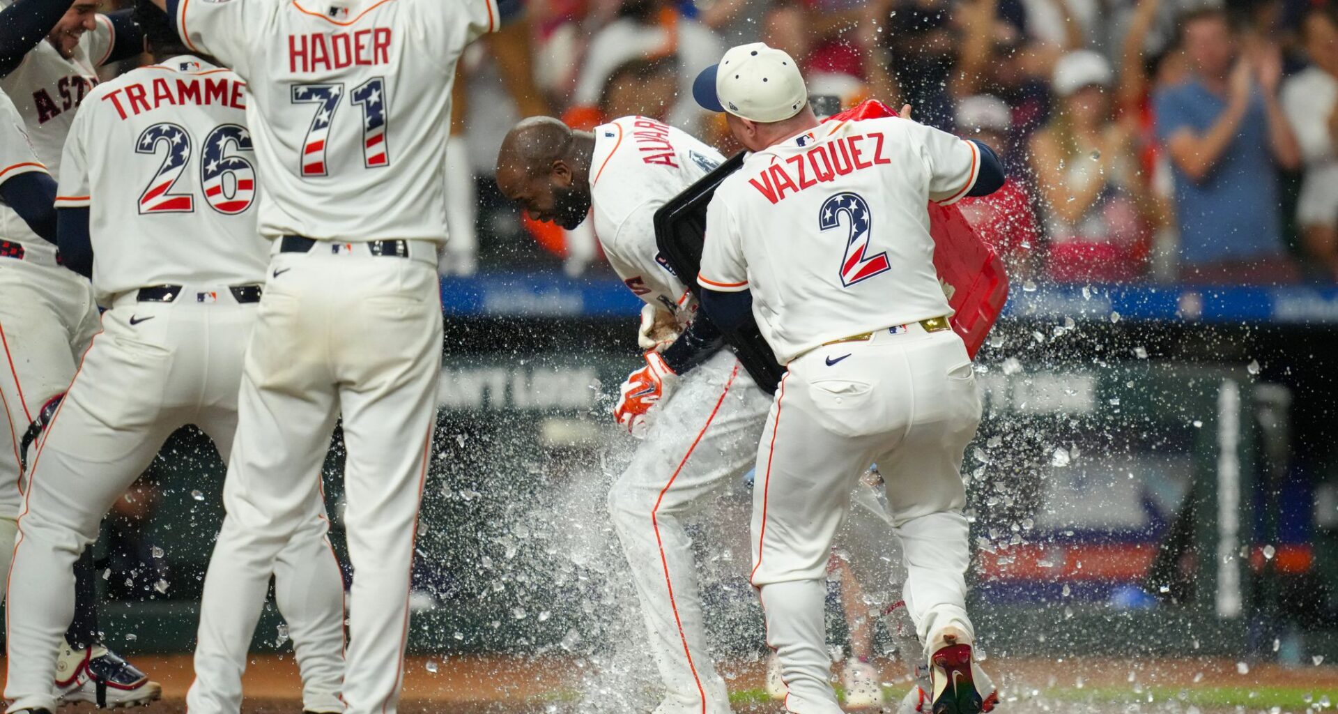 Alvarez hits 2-run homer in 9th to cap big night with Astros' 10-8 victory over Rays