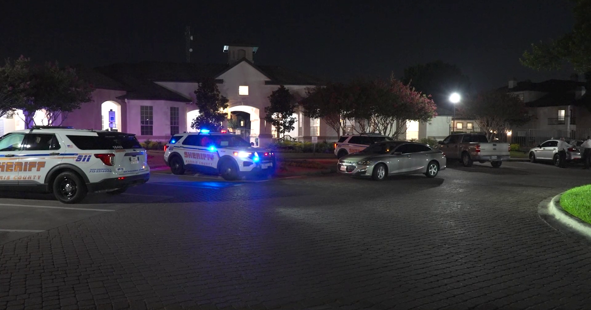 Harris County: 5-year-old child dies after being found unresponsive at apartment complex pool