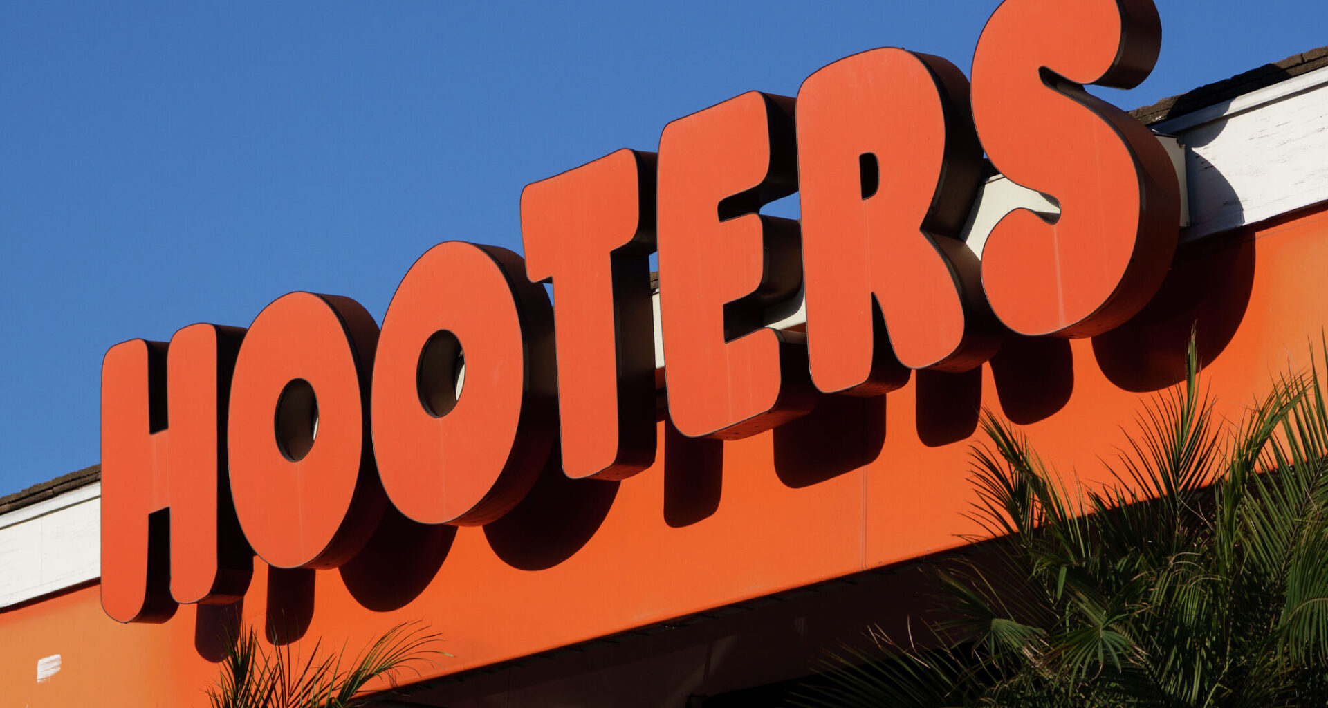 Hooters' only Austin-area eatery shutters years after downtown closure