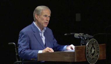 Gov. Abbott joins Kerrville community on July 4th to honor Hill Country flood victims