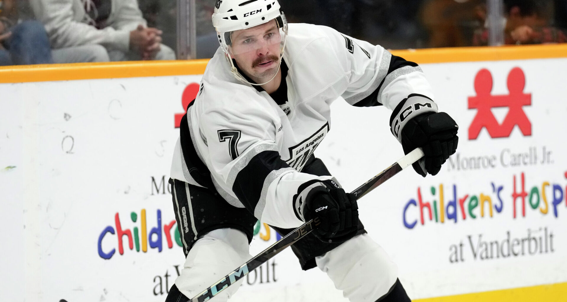 Dallas Stars sign defenseman Kyle Burroughs to one-year, two-way deal