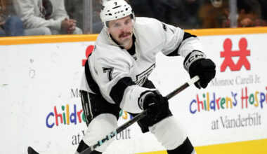 Dallas Stars sign defenseman Kyle Burroughs to one-year, two-way deal