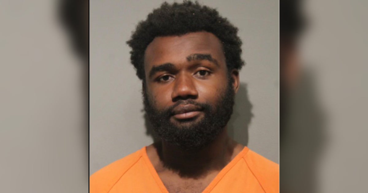 Harris County carjacking: Suspect allegedly stole vehicle with 3 children inside