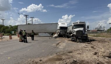 Major crash closes highway near Texas-Mexico border for hours